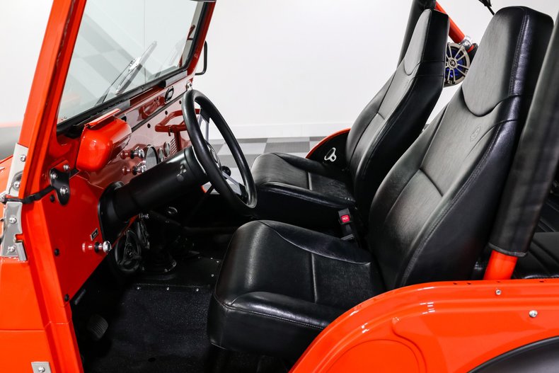 Jeep-Cj5-1977-Orange-Black-13