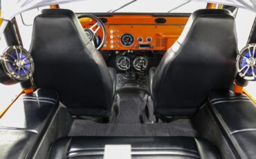 Jeep-Cj5-1977-Orange-Black-18