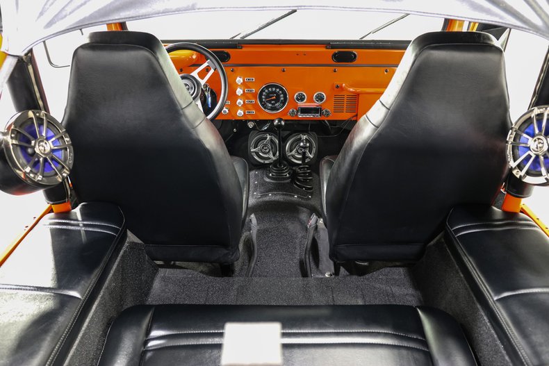 Jeep-Cj5-1977-Orange-Black-18