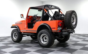 Jeep-Cj5-1977-Orange-Black-4