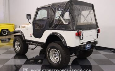 Jeep-Cj5-1978-White-Tan-20