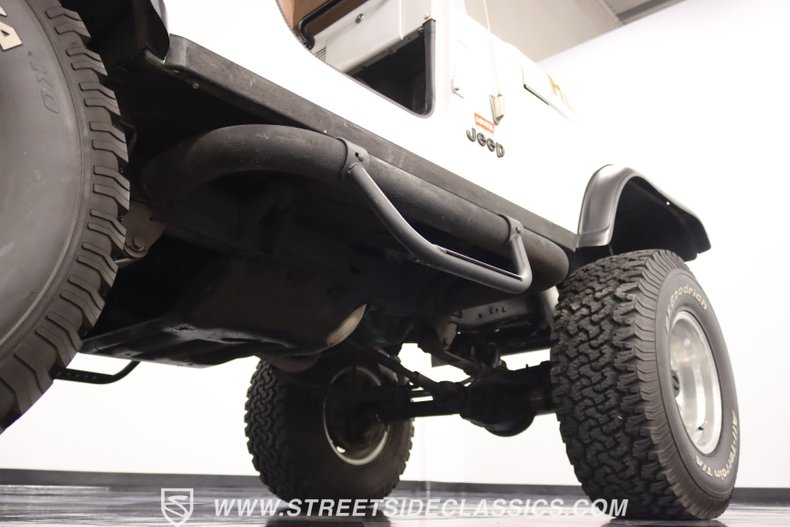 Jeep-Cj5-1978-White-Tan-30