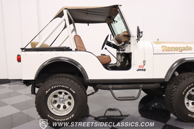 Jeep-Cj5-1978-White-Tan-31