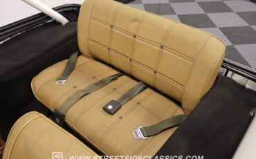 Jeep-Cj5-1978-White-Tan-48
