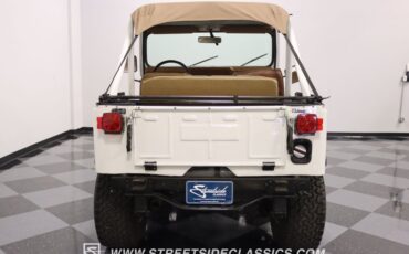 Jeep-Cj5-1978-White-Tan-8