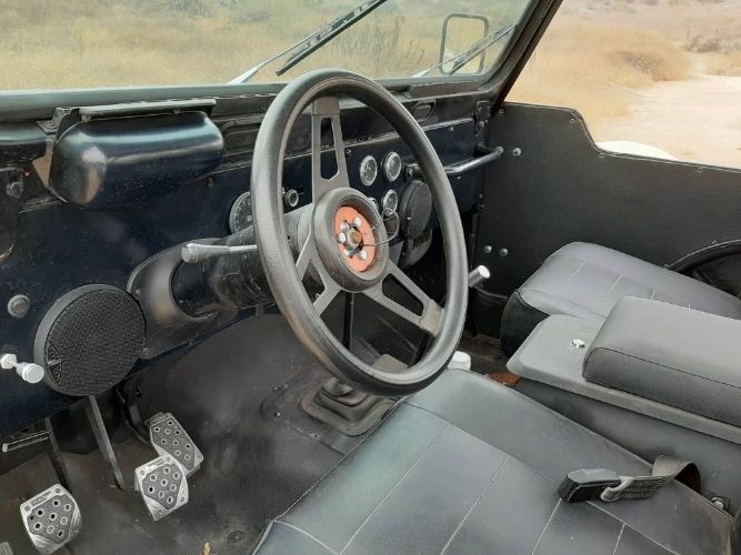 Jeep-Cj5-1980-Black-3