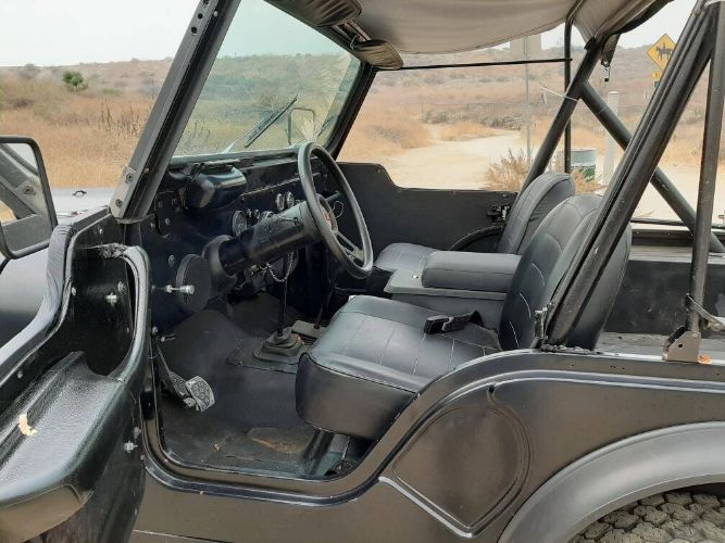 Jeep-Cj5-1980-Black-4