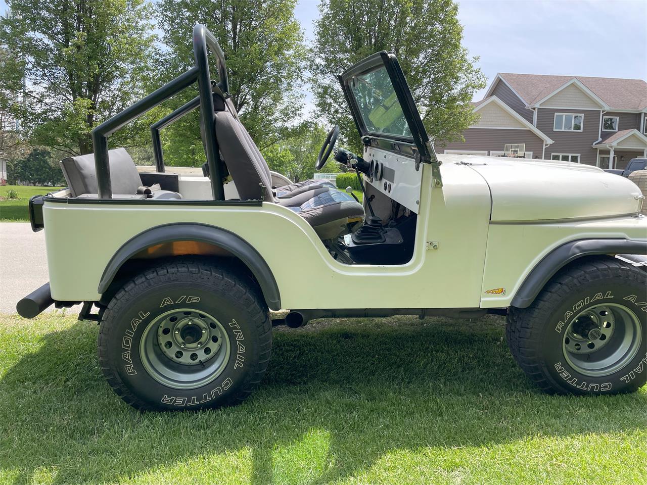 Jeep-Cj5-1980-White-White-15