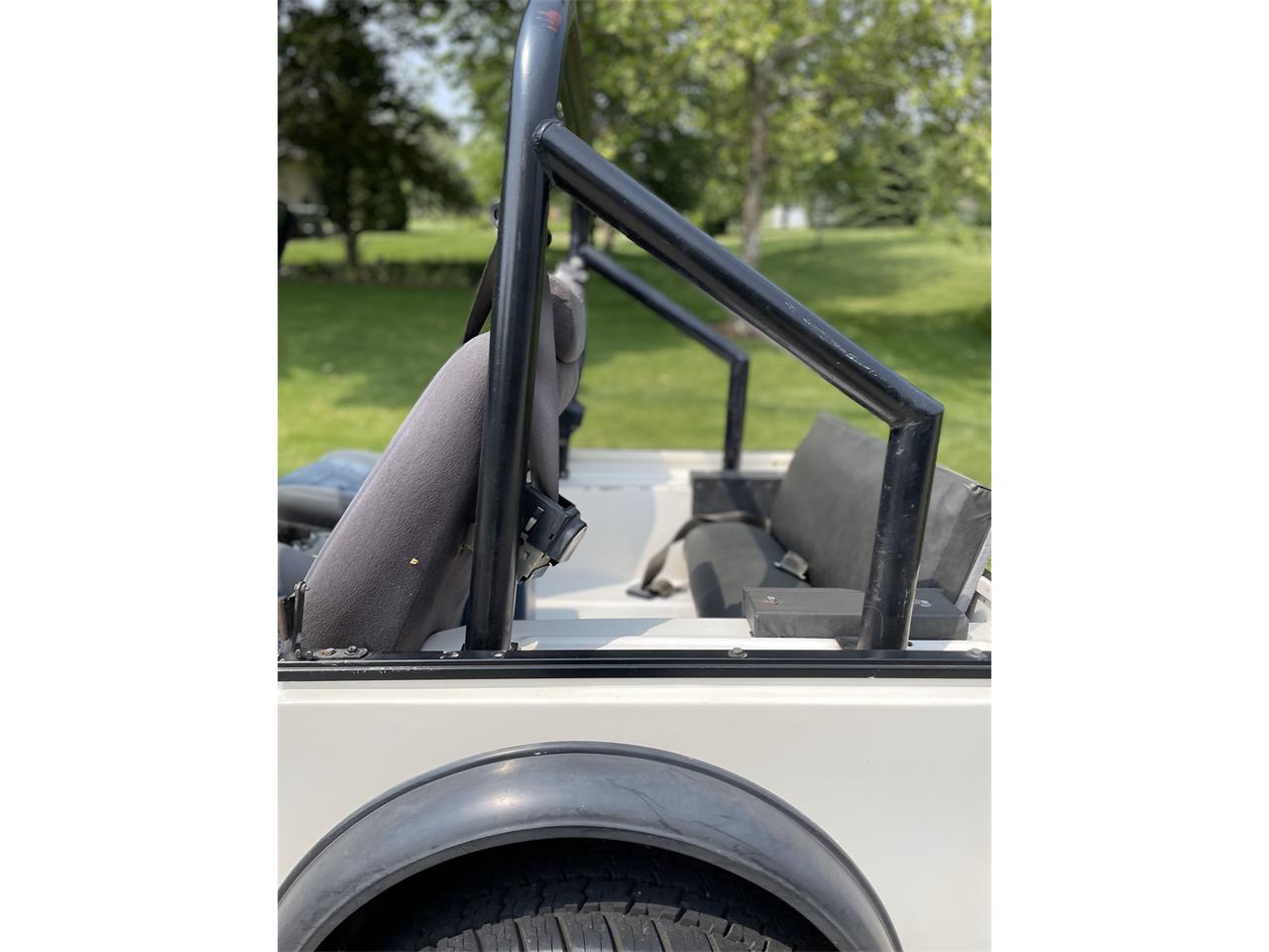 Jeep-Cj5-1980-White-White-29