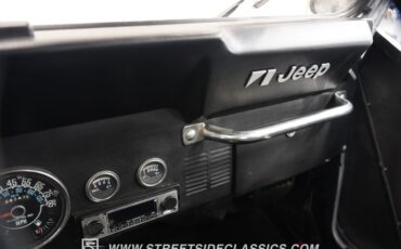 Jeep-Cj5-1982-Silver-Black-2