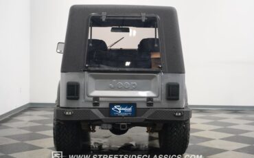 Jeep-Cj5-1982-Silver-Black-20