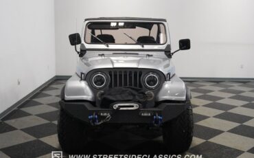 Jeep-Cj5-1982-Silver-Black-28
