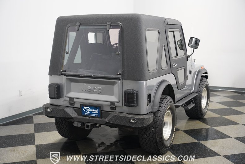 Jeep-Cj5-1982-Silver-Black-36