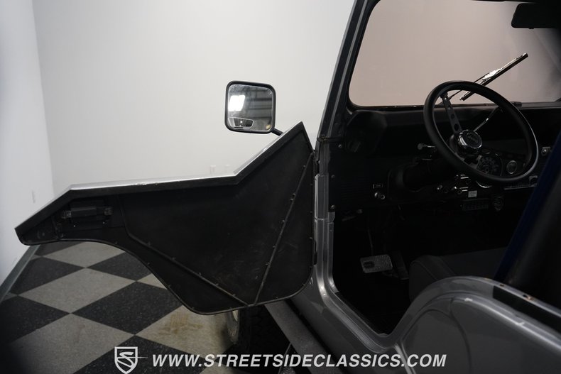 Jeep-Cj5-1982-Silver-Black-5