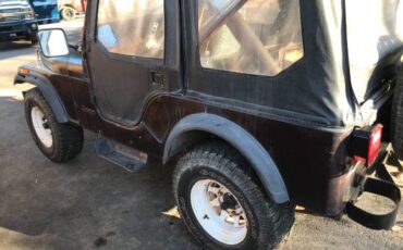 Jeep-Cj5-1983-12