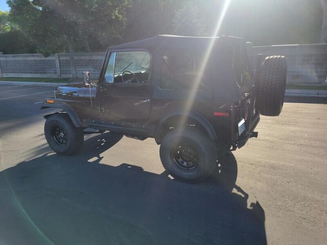 Jeep-Cj7-1976-Black-1