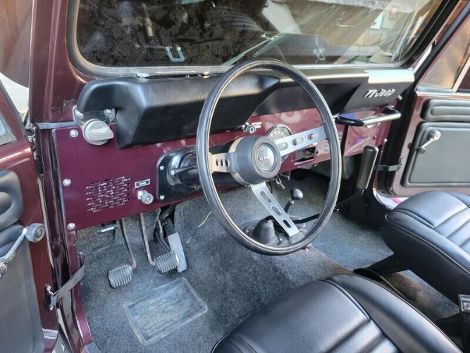 Jeep-Cj7-1976-Black-11