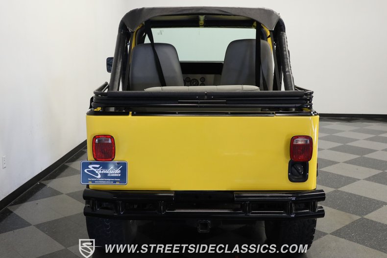 Jeep-Cj7-1976-Yellow-Gray-10