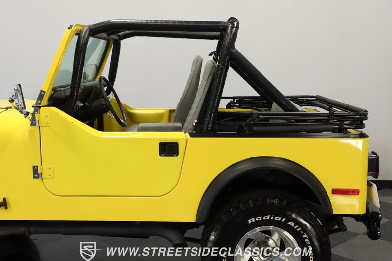 Jeep-Cj7-1976-Yellow-Gray-25