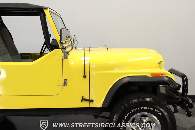 Jeep-Cj7-1976-Yellow-Gray-28