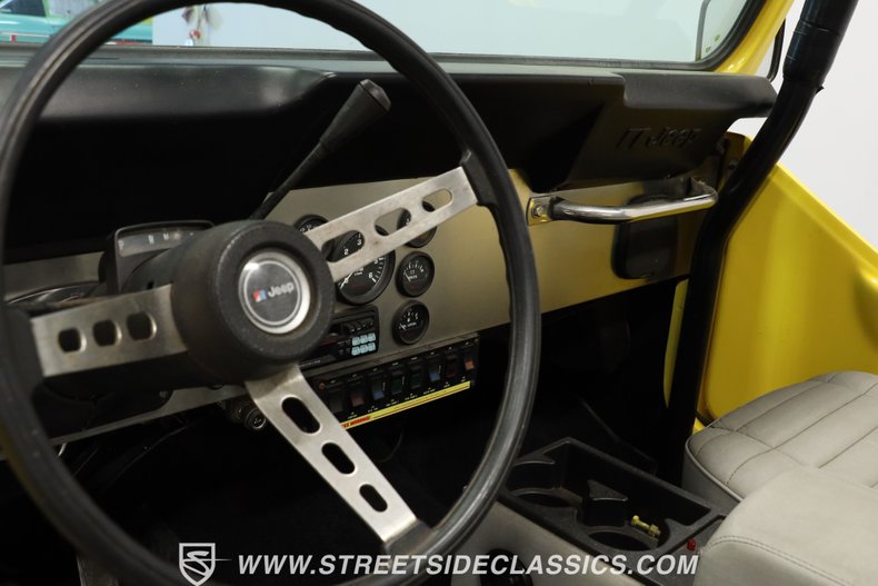 Jeep-Cj7-1976-Yellow-Gray-33
