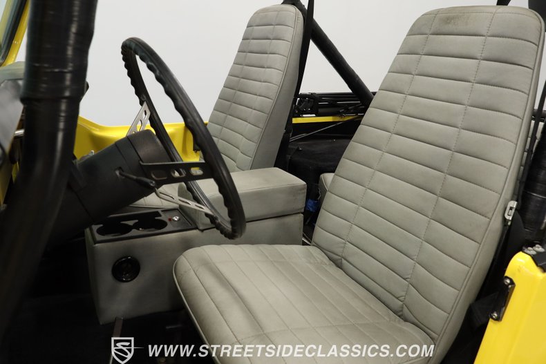 Jeep-Cj7-1976-Yellow-Gray-34
