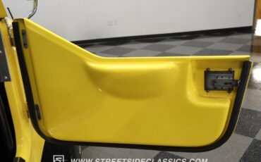 Jeep-Cj7-1976-Yellow-Gray-41