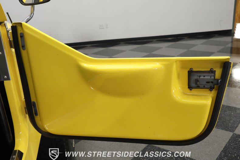 Jeep-Cj7-1976-Yellow-Gray-41