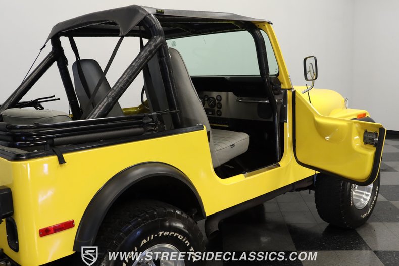 Jeep-Cj7-1976-Yellow-Gray-42