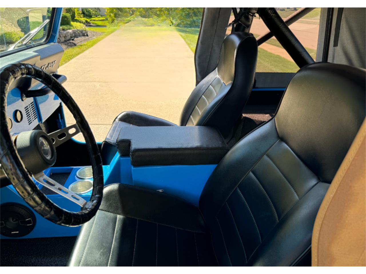 Jeep-Cj7-1977-Brilliant-Blue-Black-1