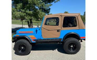 Jeep-Cj7-1977-Brilliant-Blue-Black-11