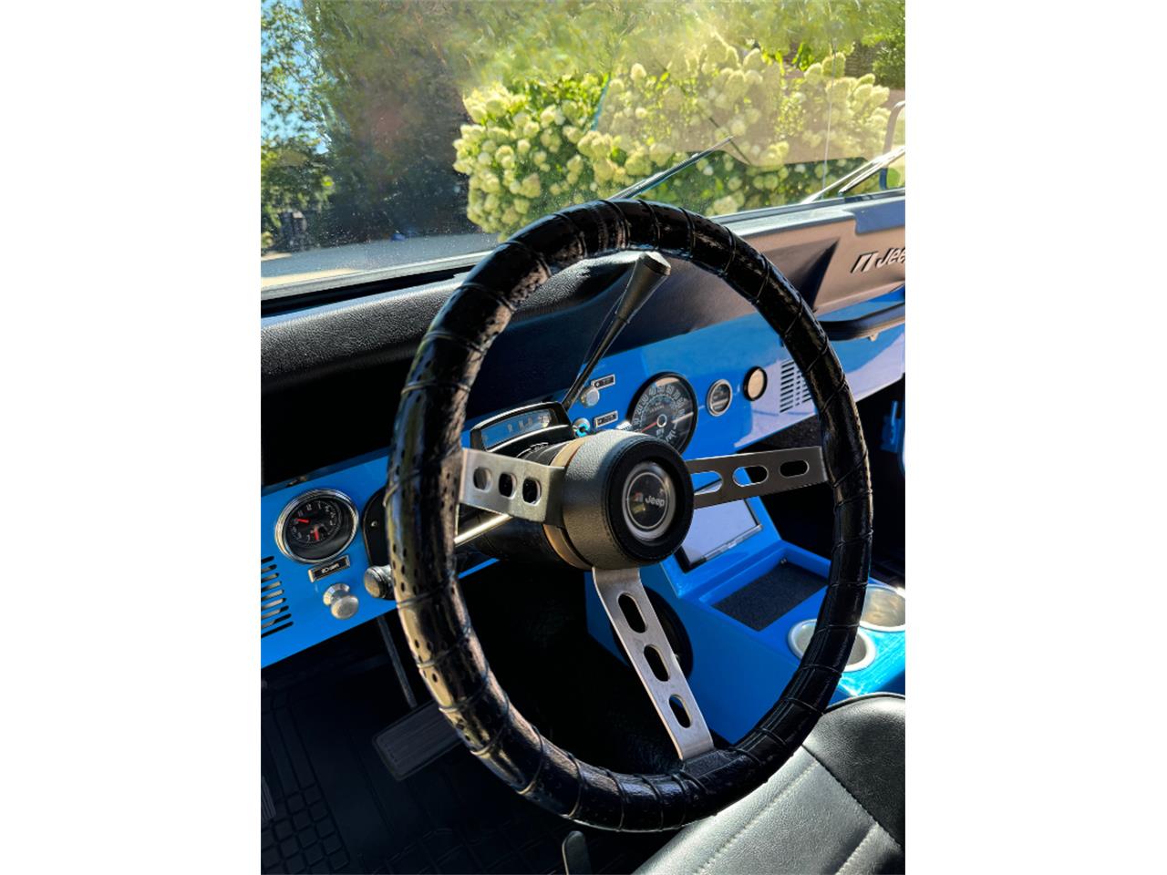 Jeep-Cj7-1977-Brilliant-Blue-Black-2