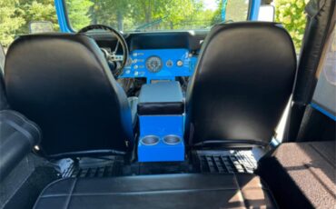 Jeep-Cj7-1977-Brilliant-Blue-Black-3