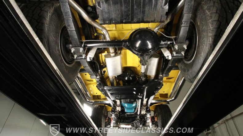 Jeep-Cj7-1977-Sunshine-Yellow-Black-2