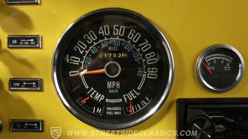 Jeep-Cj7-1977-Sunshine-Yellow-Black-32