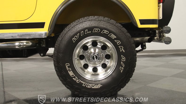 Jeep-Cj7-1977-Sunshine-Yellow-Black-45