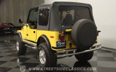 Jeep-Cj7-1977-Sunshine-Yellow-Black-8