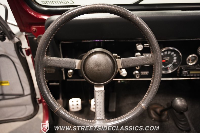 Jeep-Cj7-1978-Maroon-Black-11