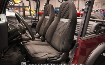 Jeep-Cj7-1978-Maroon-Black-16