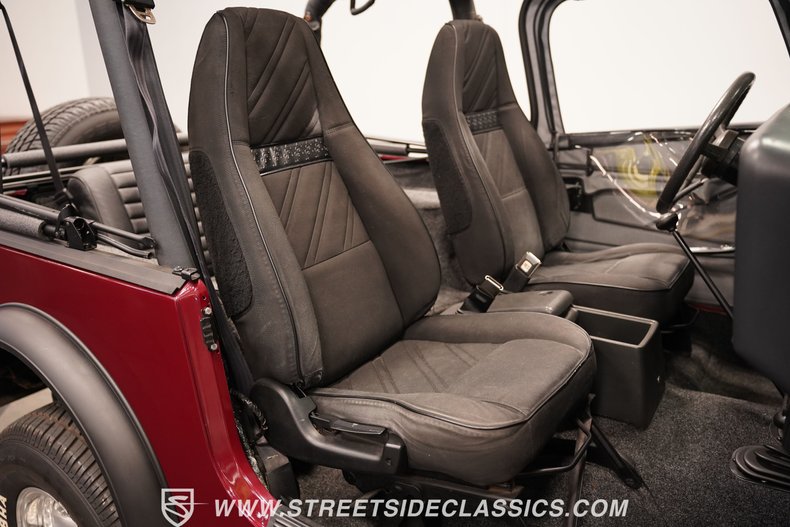 Jeep-Cj7-1978-Maroon-Black-8