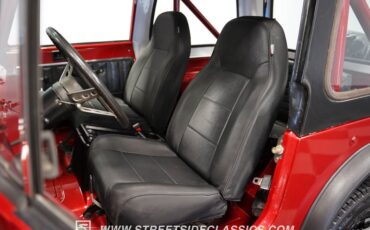 Jeep-Cj7-1978-Metallic-Burgundy-Black-2