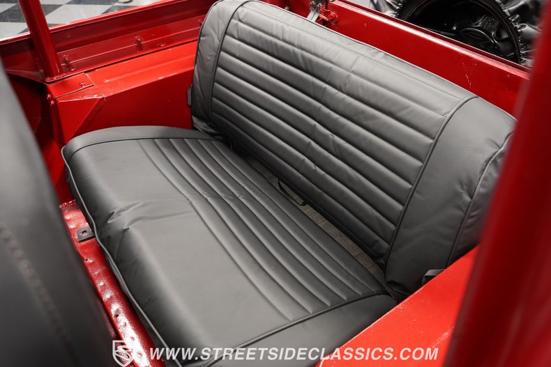 Jeep-Cj7-1978-Metallic-Burgundy-Black-3