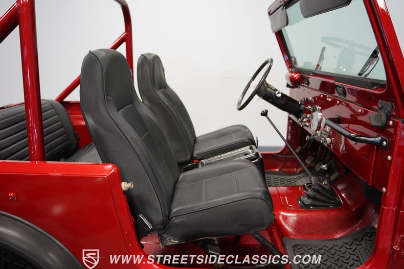 Jeep-Cj7-1978-Metallic-Burgundy-Black-6