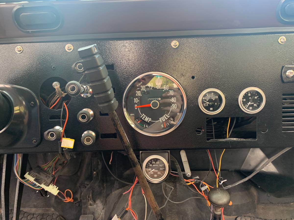 Jeep-Cj7-1979-15