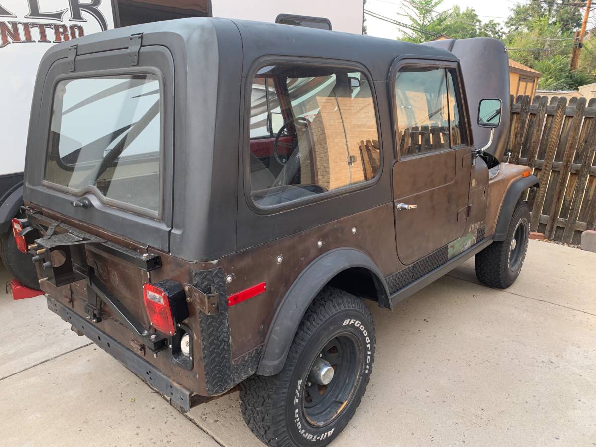 Jeep-Cj7-1979-7