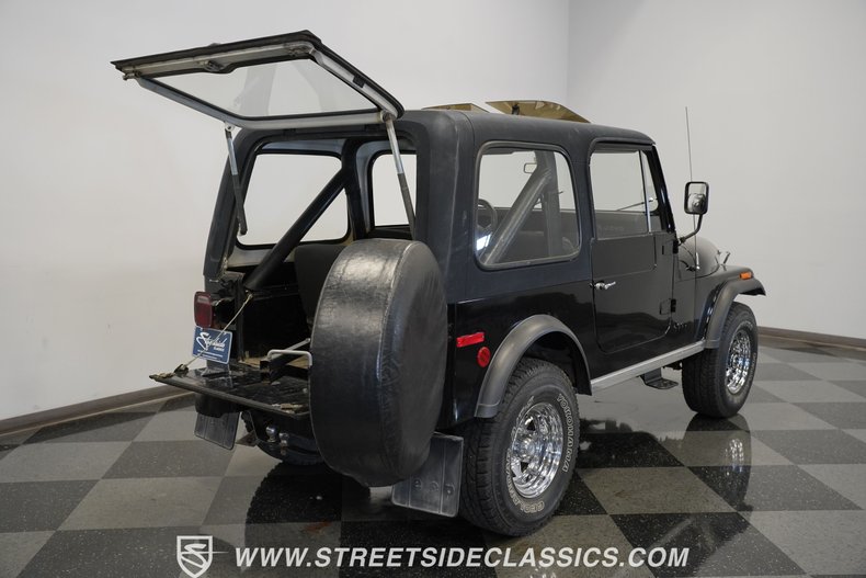 Jeep-Cj7-1979-Black-Black-24