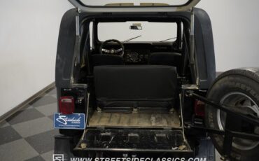 Jeep-Cj7-1979-Black-Black-25