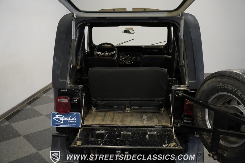 Jeep-Cj7-1979-Black-Black-25