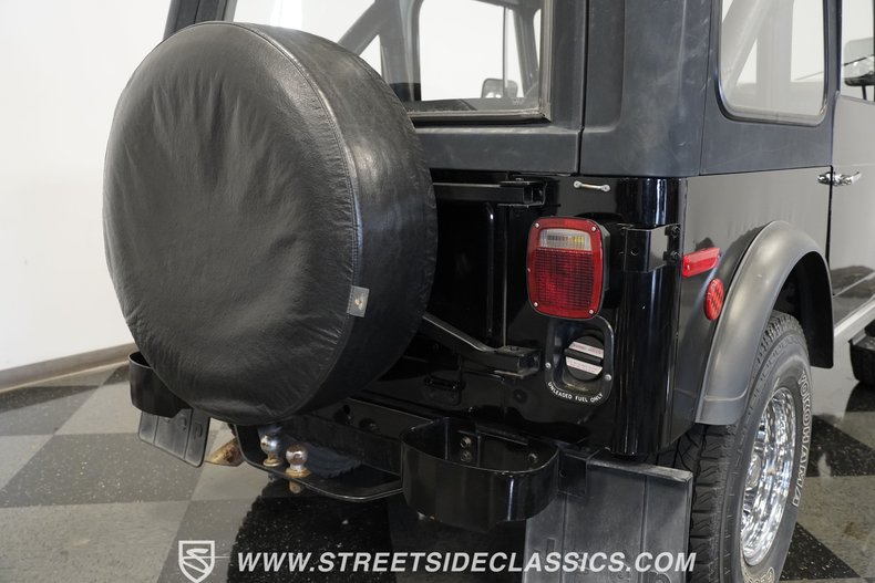 Jeep-Cj7-1979-Black-Black-29