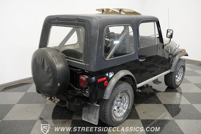 Jeep-Cj7-1979-Black-Black-31